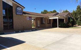 Jacaranda Place Motor Inn